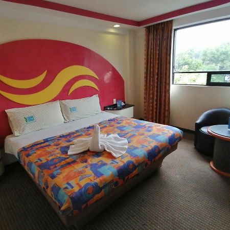 Hotel Atlantico メキシコシティ エクステリア 写真