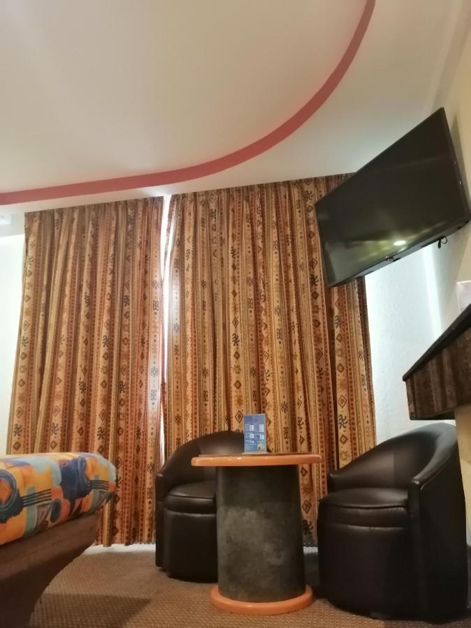 Hotel Atlantico メキシコシティ エクステリア 写真